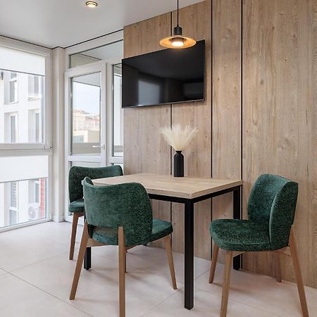 Milavibe Apartments With One Bedroom Lviv Exterior foto